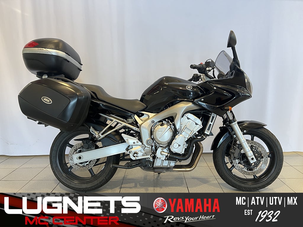 Yamaha FZ6-S 