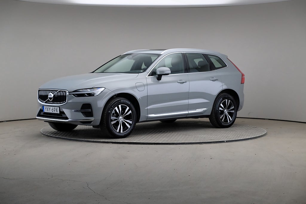 Volvo XC60 Recharge T6 350hk AWD Core Edition Aut Pano Drag