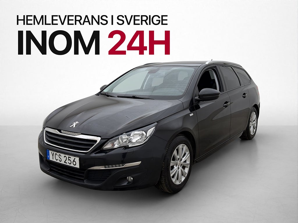 Peugeot 308 120hk Style Värmare Pano Kamera Navi Dragkrok