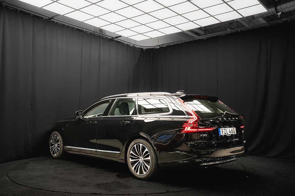 Volvo V90 Recharge T6 AWD DRAG 360° 99.4%SoH BLIS 1-ÄGARE MOMS