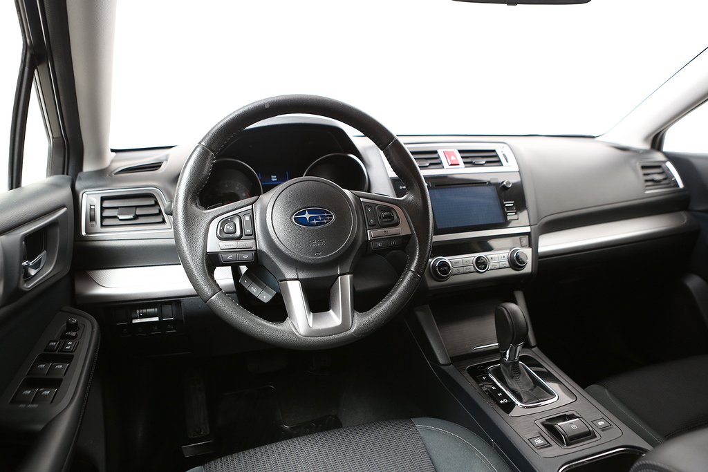 Subaru Outback 2,5i 175hk Base AWD Extraljus Motorv Drag 2016