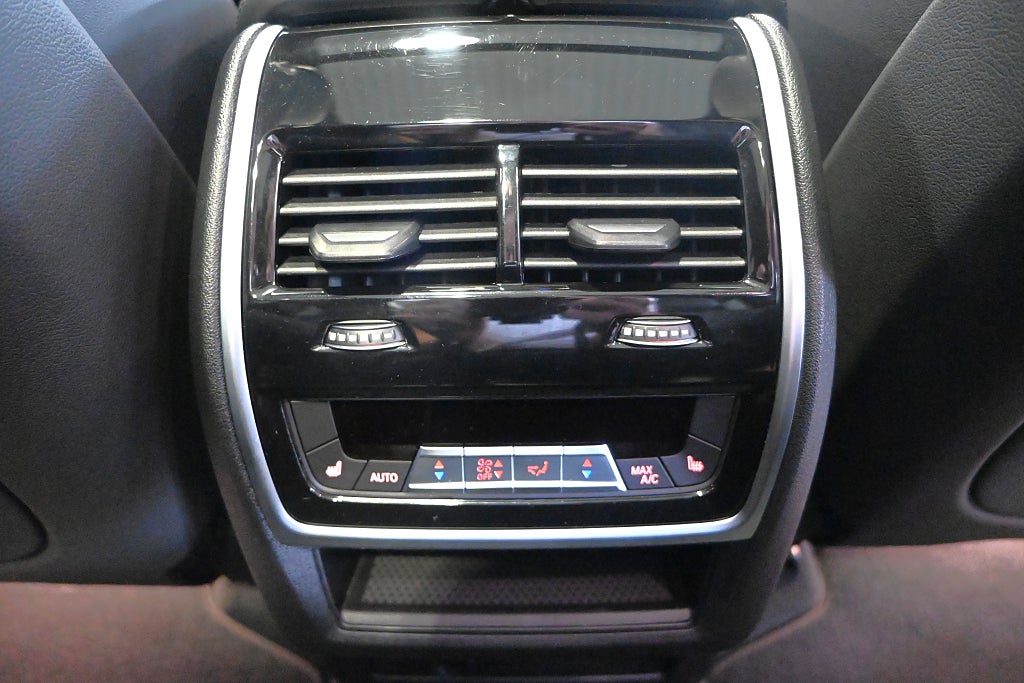 BMW X7 2025 - miniatyr 14