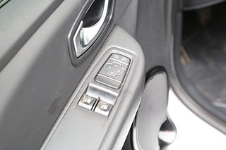 Halvkombi Renault Clio 9 av 24