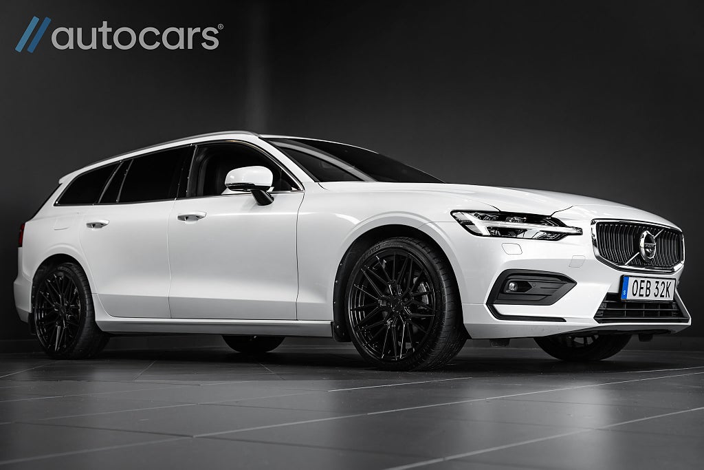 Volvo V60 D4 190hk 360°|VOC|Läder|19"|Elstolar|Navigation|Värmare