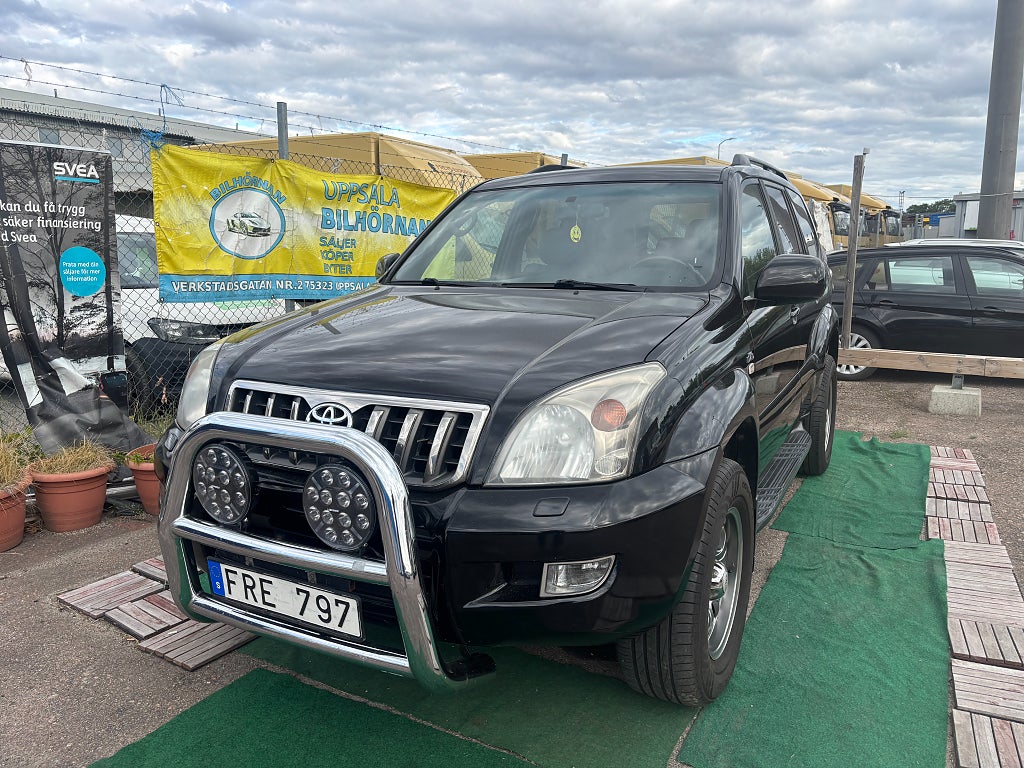 Toyota Land Cruiser  3.0 D-4D 4x4 /AUTO/7-sits