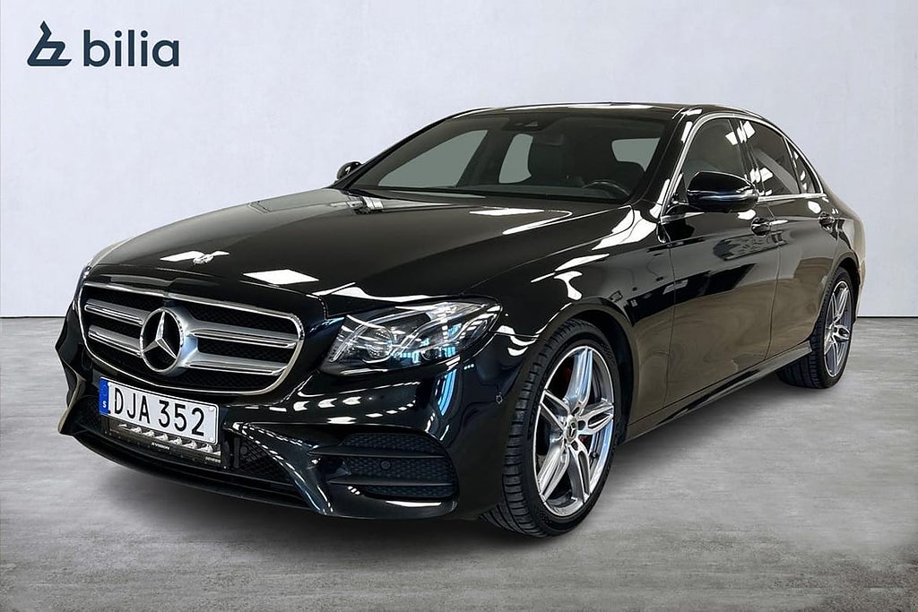 Mercedes-Benz E220d AMG 4M Panorama Ambient Light Burmeis...