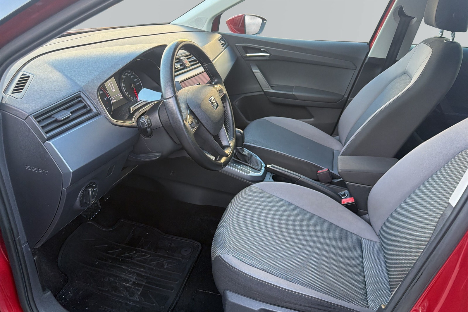 Seat Arona 1.0 TSI Style Carplay Sensorer Drag 2018 - miniatyr 9