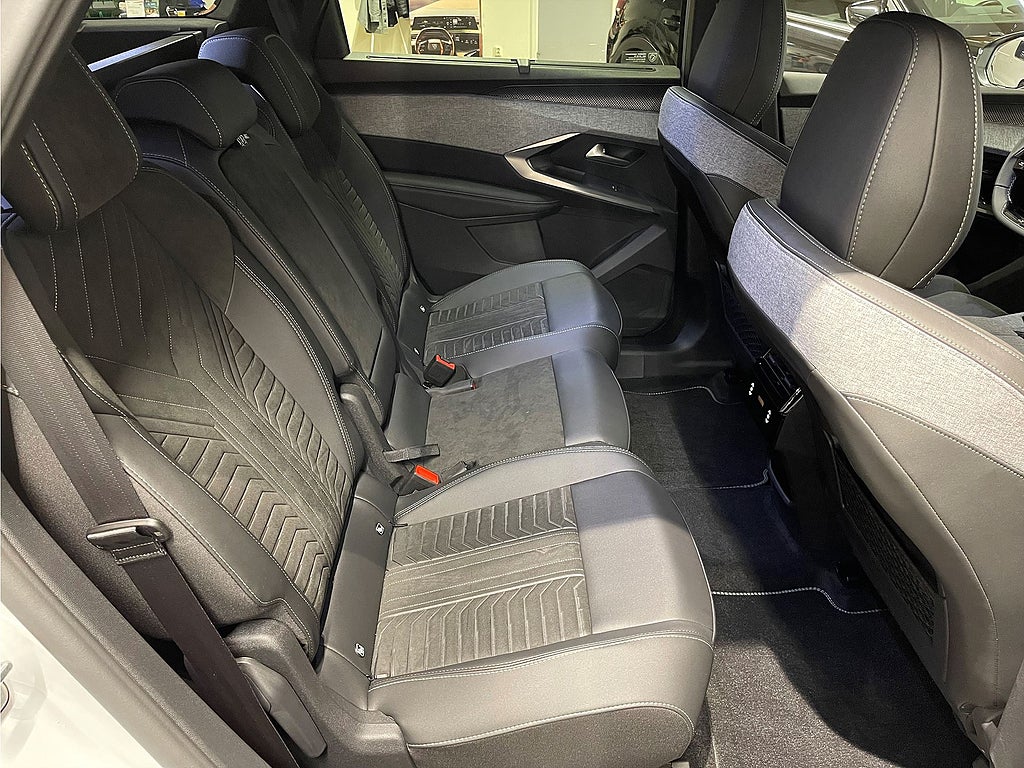 Bild på Peugeot 5008 GT Hybrid - DEMO