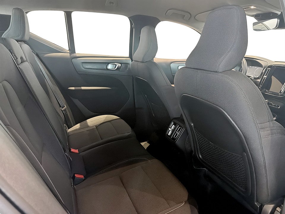 Bild på Volvo XC40 Momentum Pro Edition B4 Geartronic 197hk Aut CARPLAY