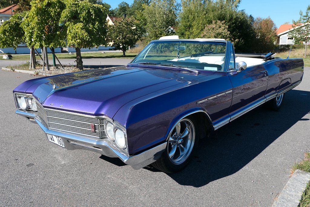 Buick Electra 225 Custom Convertible 