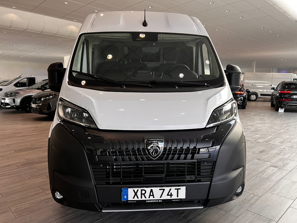 Peugeot Boxer L2H2 140 AUT Facelift  thumbnail