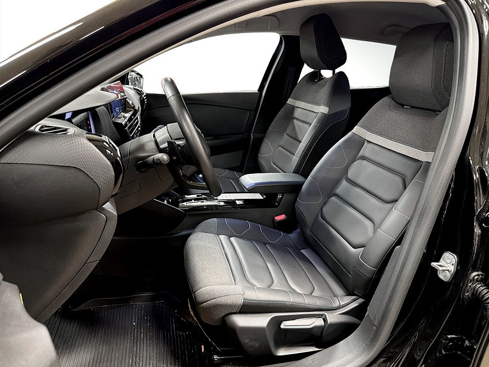 Bild på Citroën C4-X Shine 1.2 PT 130hk Aut KAMPANJRÄNTA 3,99%