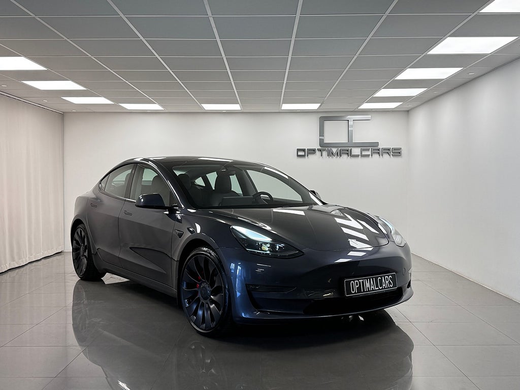 Tesla Model 3 Performance AWD Full-Self-Drive Kolfiber Fullutrustad