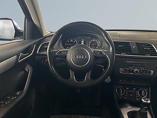 Audi Q3 2.0 TDI Quattro S&V-hjul/BT/Psens – bild 9