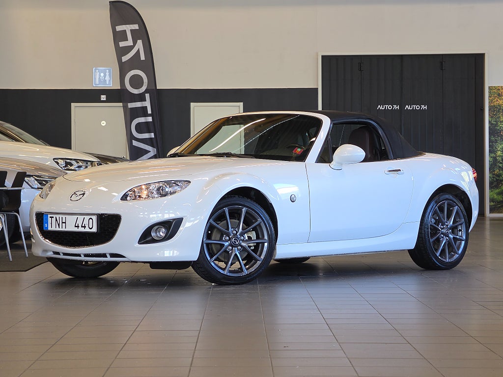 Mazda MX-5 Soft-top 1.8 MZR / Navi / Skinn / 3,45% ränta