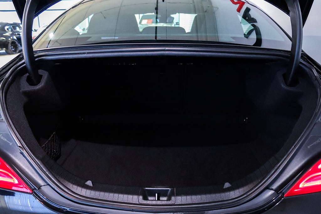 Mercedes-Benz CLA 220 d 220d AMG Pano H/K Läder VÄRMARE Navi