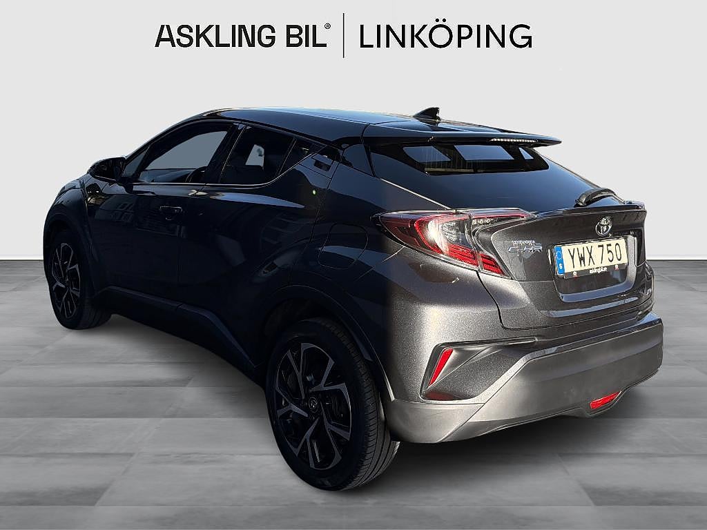 Toyota C-HR 2017 - miniatyr 2
