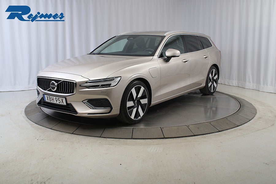 Volvo V60 Recharge T6 Core Edition