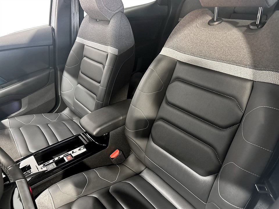 Bild på Citroen E-C4 Shine 50kWh 136hk Aut B-KAMERA CARPLAY