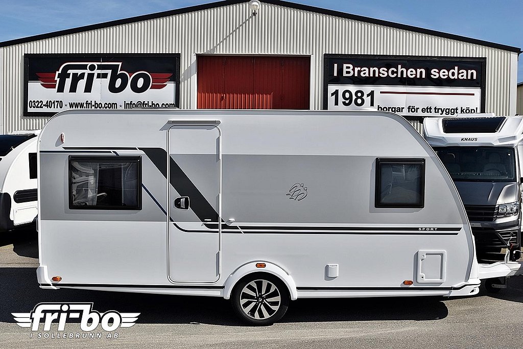 Knaus 450 FU Sport Dubbelbädd