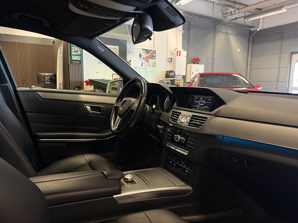 Mercedes-Benz E220 2014 - miniatyr 24