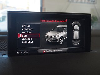 SUV Audi Q7 14 av 26
