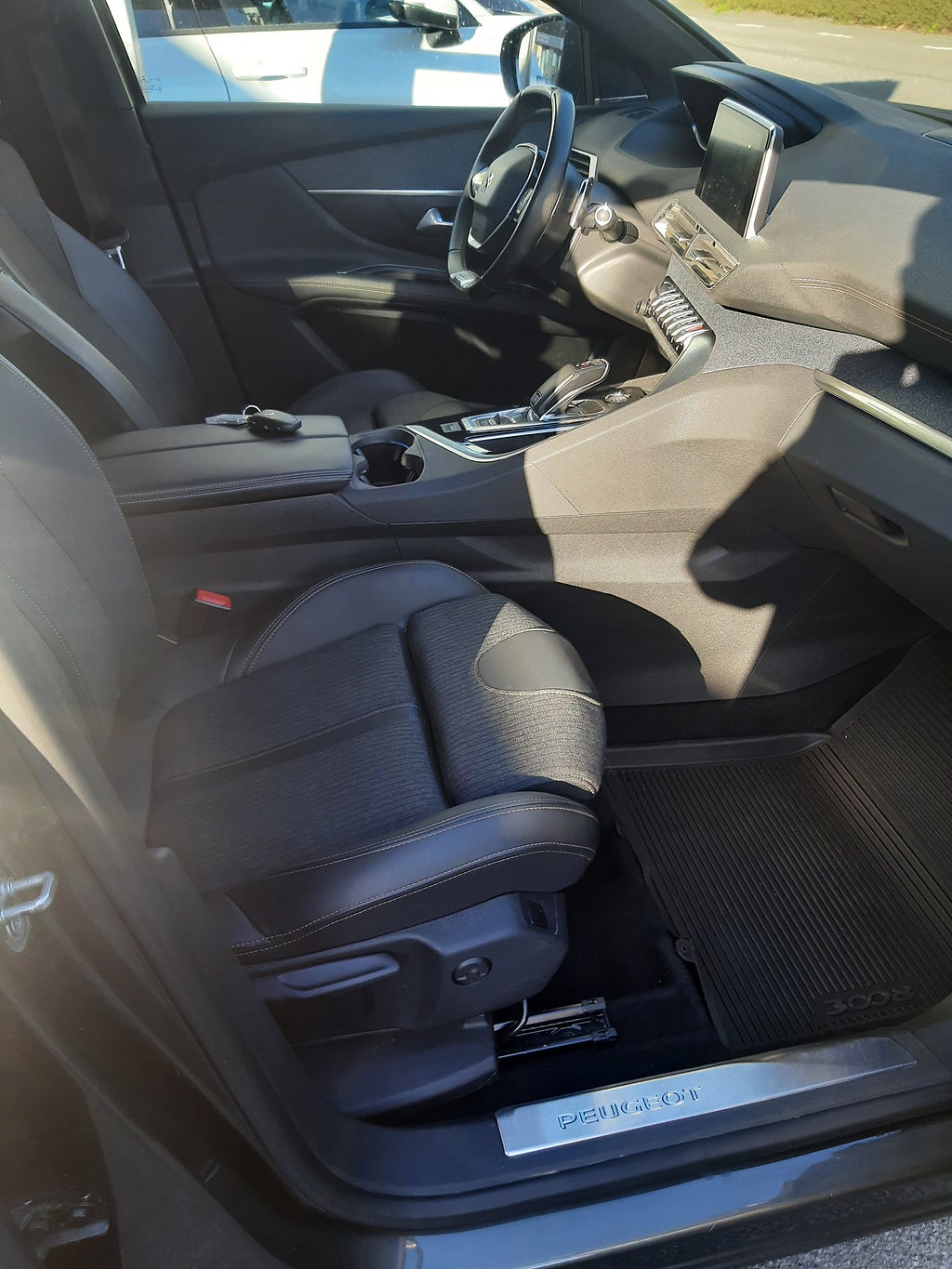 Peugeot 3008 2019 - miniatyr 6