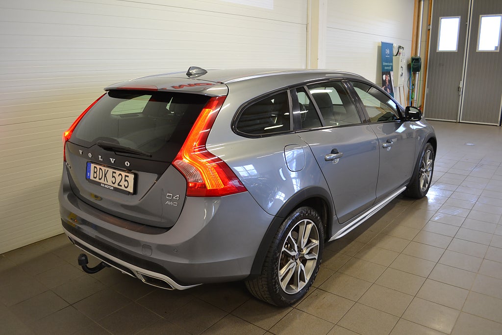 Volvo V60 Cross Country D4 AWD Geartronic Bus Adv Summum Drag Kamera N 2017