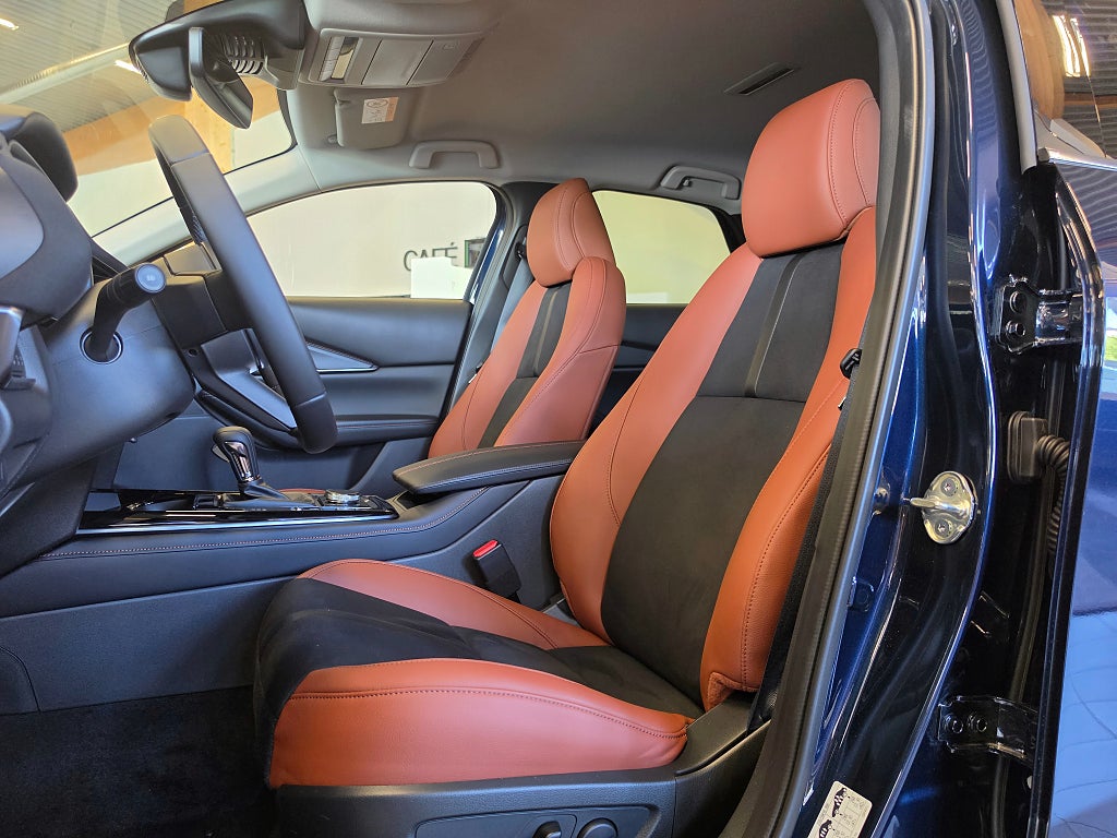 Mazda CX-30 2.5 e-SKYACTIV-G / Nagisa / BOSE / Backkamera / Navi