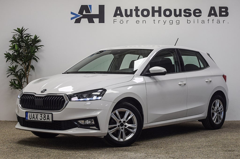 Skoda Fabia 1.0 TSI 110HK Style CarPlay P-Sensor Garanti