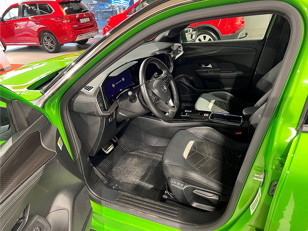 Bild på Opel Mokka Ultimate 1.2 PT 130hk Aut - BACKKAMERA, CARPLAY