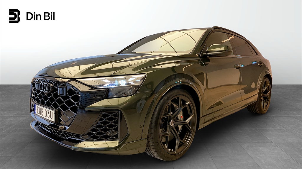 Audi RSQ8 Performance