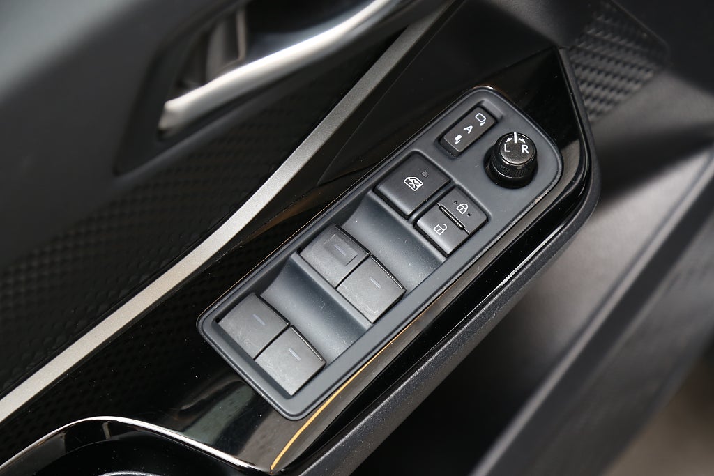 Toyota C-HR 1,8 Hybrid X-Edition 122hk Aut Navi 2023
