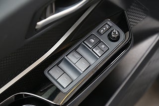 SUV Toyota C-HR 11 av 25