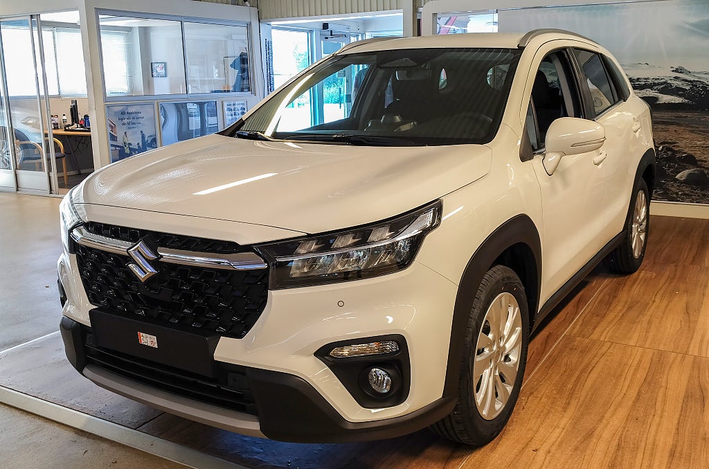 Suzuki S-Cross Hybrid Select AllGrip Kampanj 20.000kr