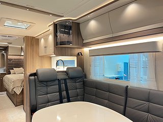 Husbil-integrerad Kabe IMPERIAL 910 T 13 av 31