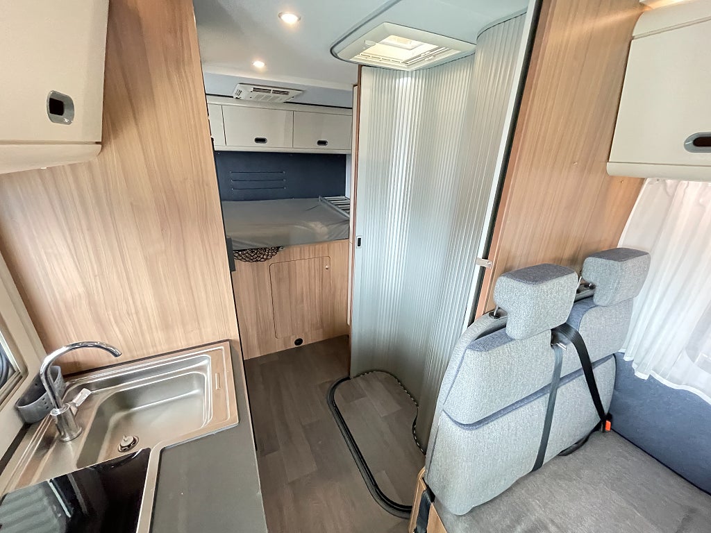 Sun Living A 75 DP / AC-Bodel / Automat / Solcell / 6 bältad / Cykelställ - Sun Living