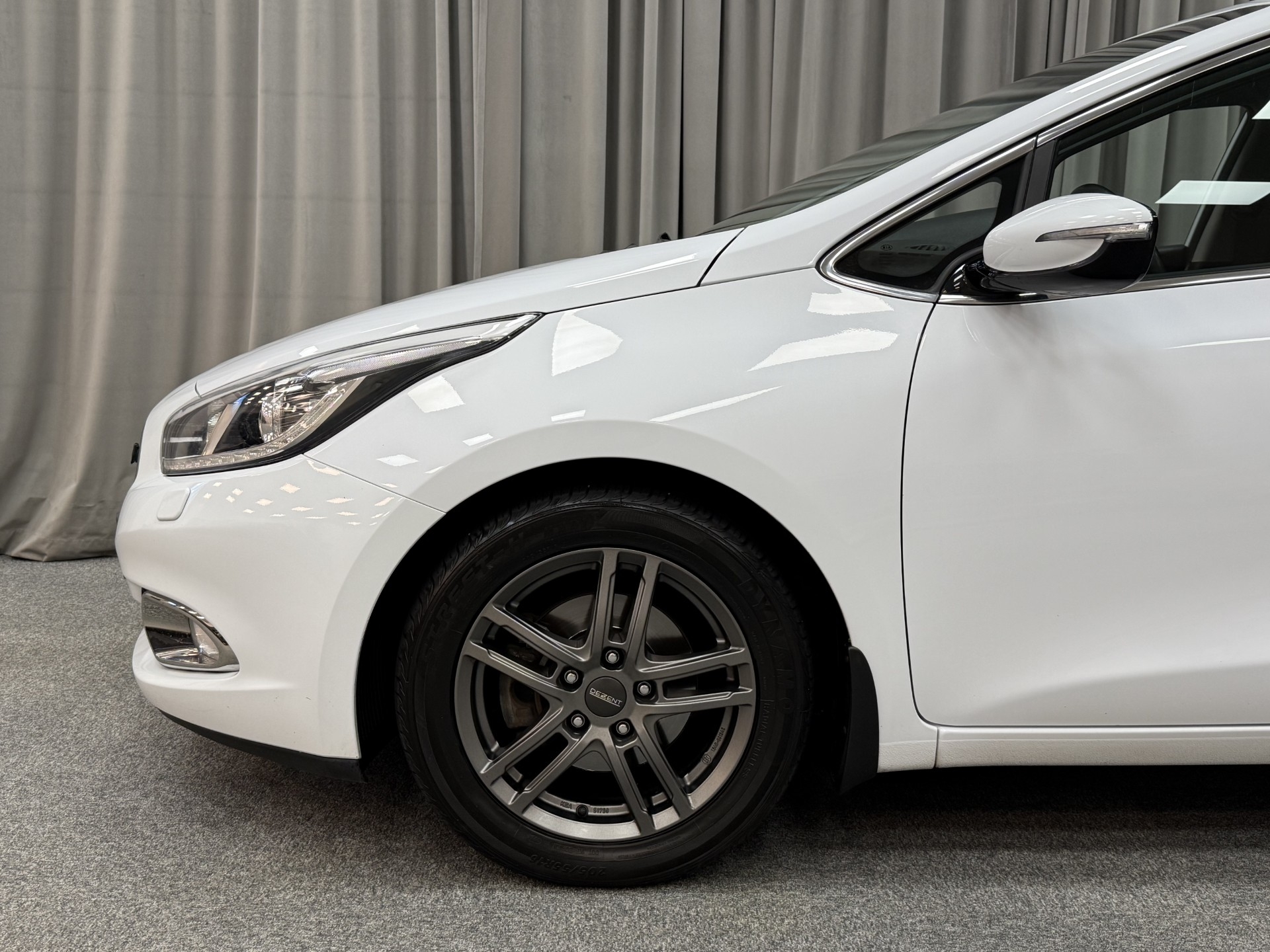 Kia Ceed 2014, bild 4/35