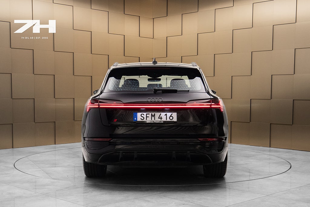 Audi q8-e-tron 55 quattro S line / B&O / Drag / HuD / Luftfjädring