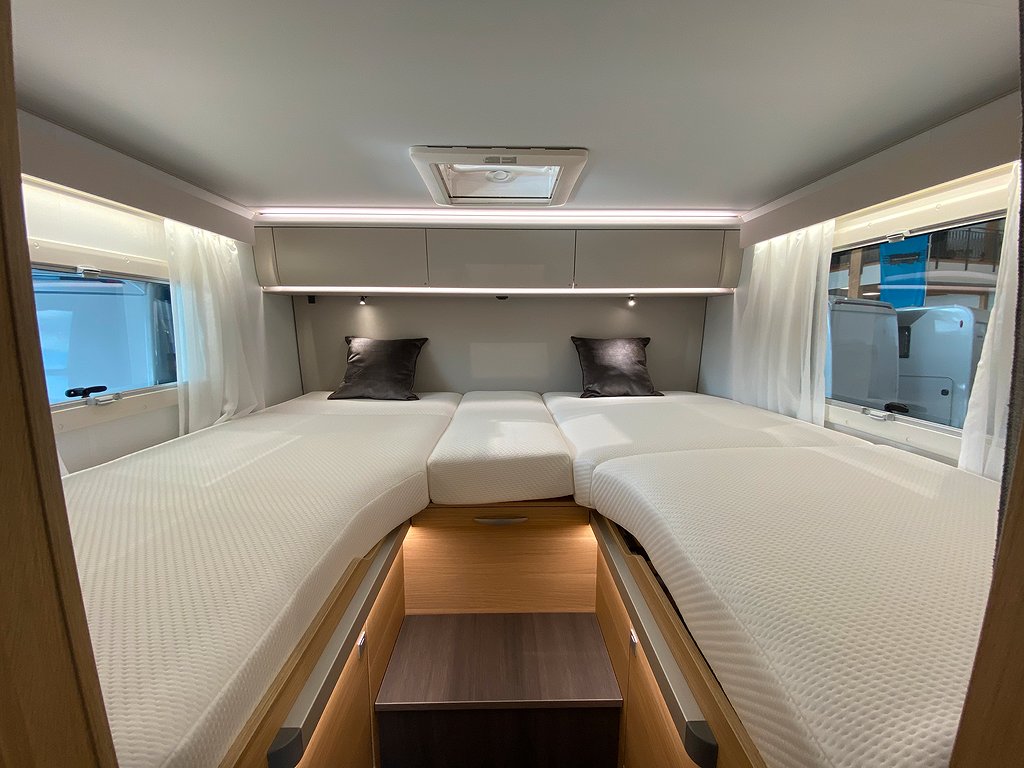 Adria Matrix Axess 670 SL / Taksäng / B-kort / Automat 140hk - Adria