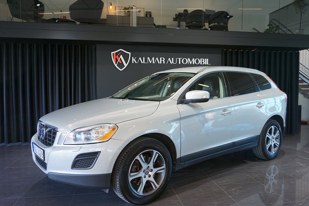 Volvo XC60 D3 AWD 163hk Geartronic Summum Navi B-Kamera 