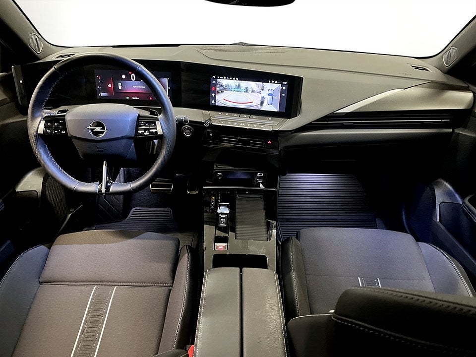 Bild på Opel Astra ST GS 1.2 PT 130hk Aut - B-KAMERA, CARPLAY