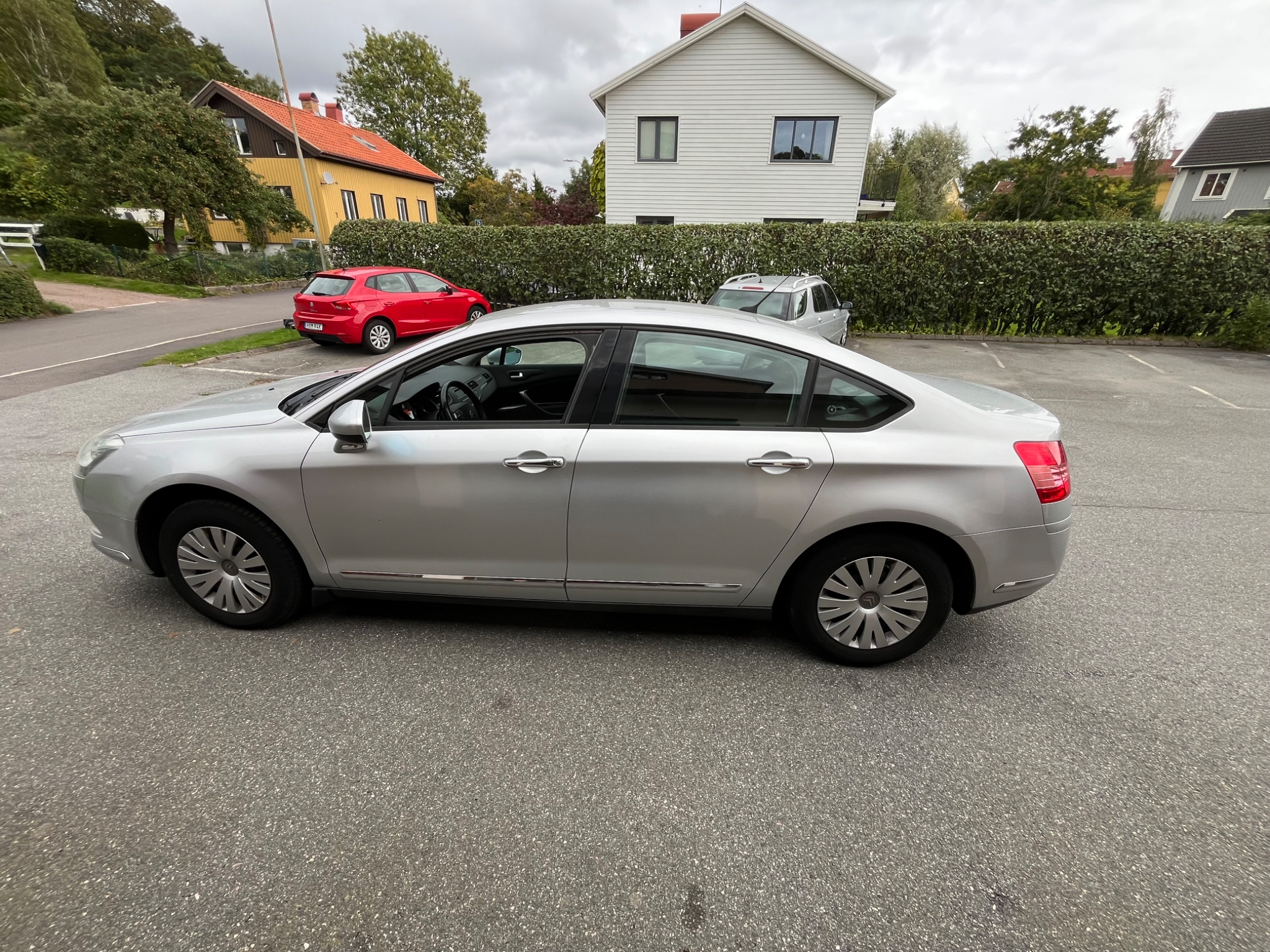 Citroen C5 Sedan 2009, bild 2/10