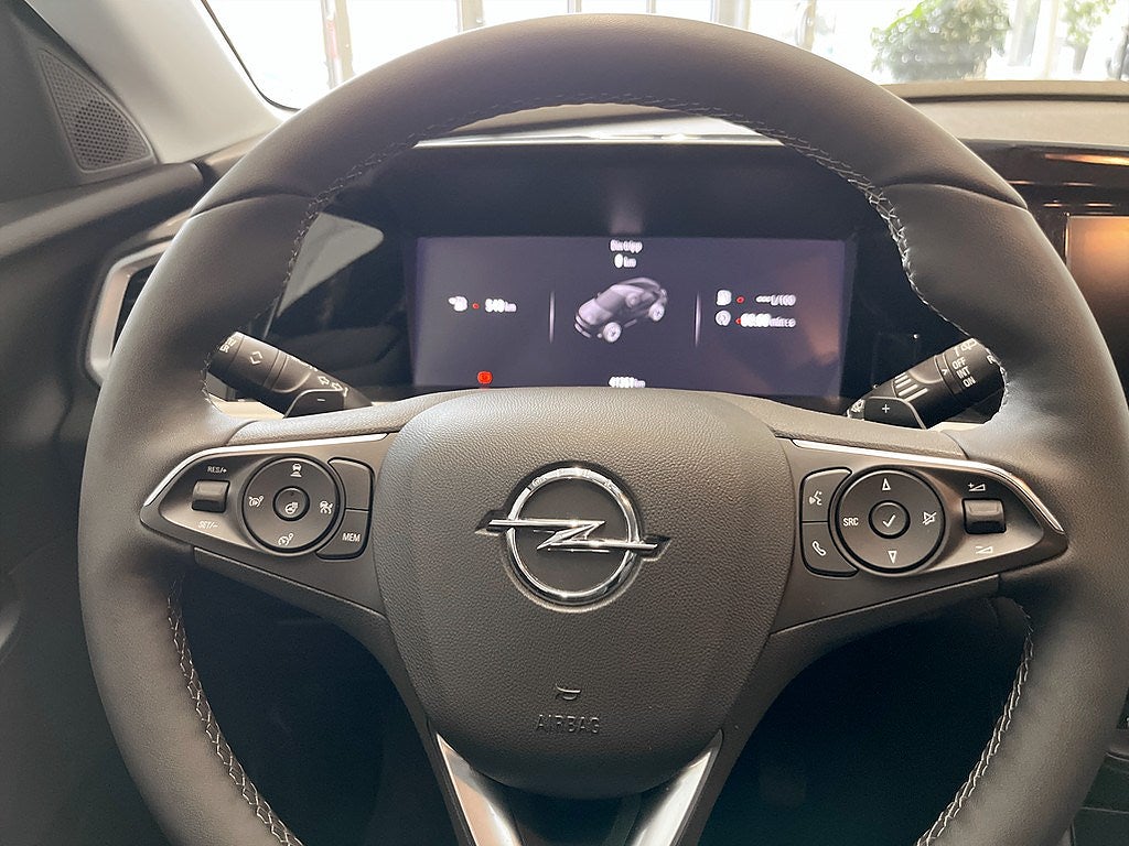 Bild på Opel Grandland GS 1.2 PT 130hk Aut - B-KAMERA, CARPLAY