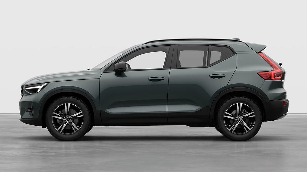 Volvo XC40 B3 FWD Bensin Plus Dark