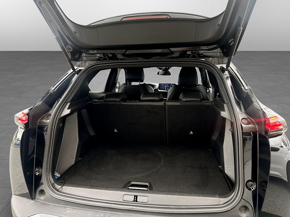 Bild på Peugeot 2008 GT Hybrid 145hk Aut B-KAMERA CARPLAY