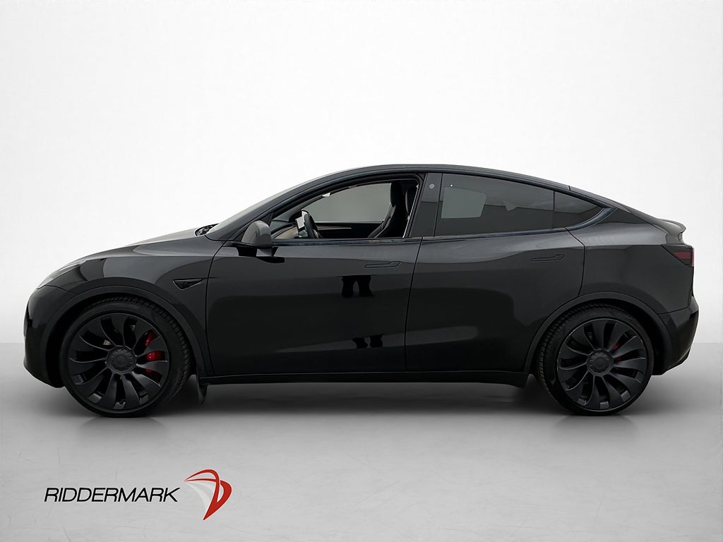 Tesla Model Y AWD Performance Autopilot Drag Kamera SV-Såld