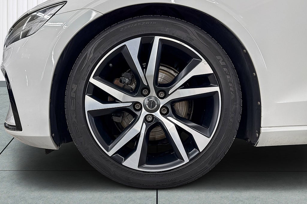 Volvo V60 2019