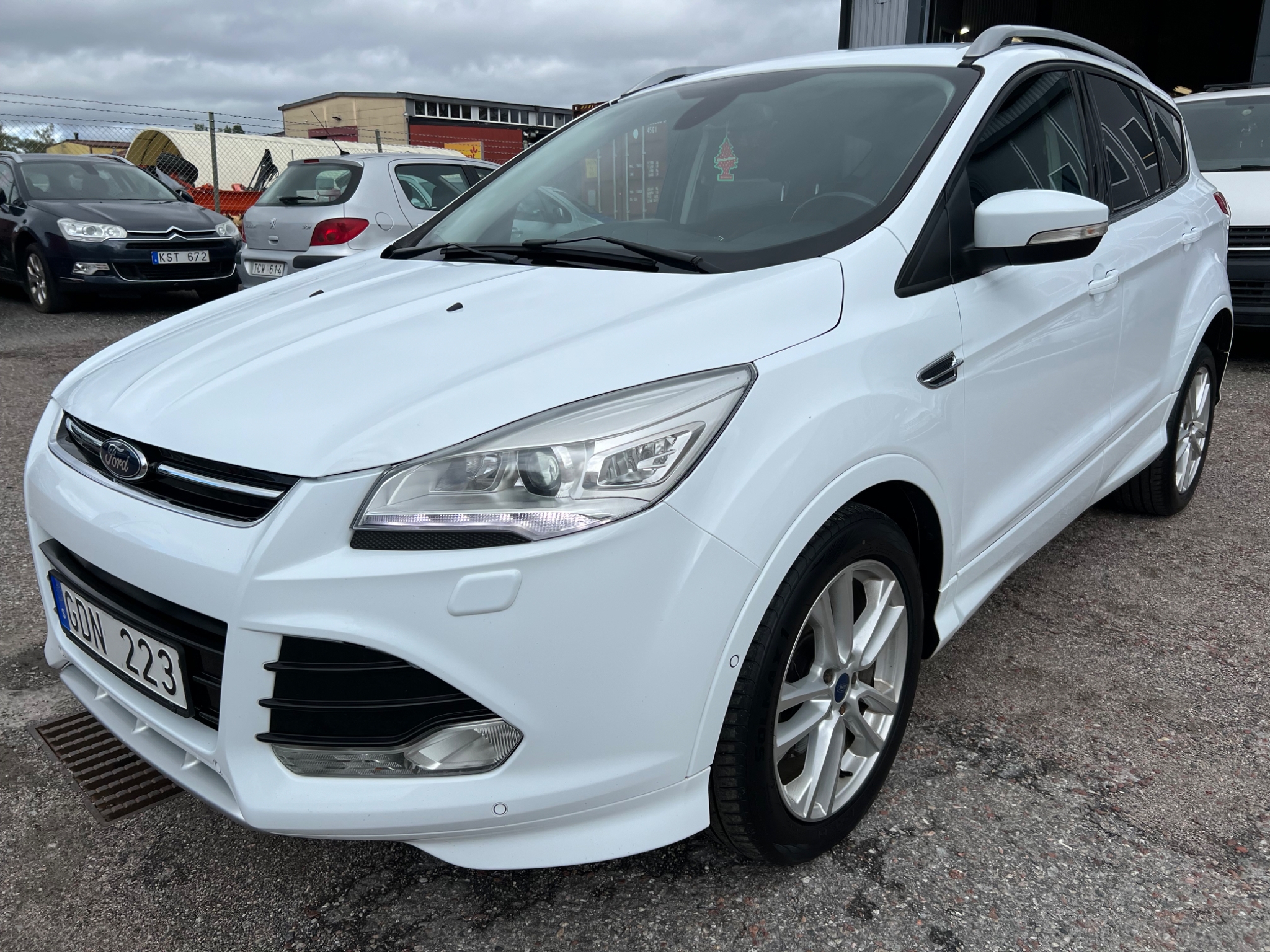 Ford Kuga 2014, photo 3/47