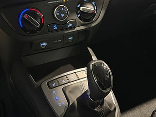 Halvkombi Hyundai i10 19 av 20